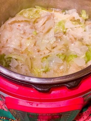 To open the Instant Pot lid, move the valve to ‘venting’ and manually release any remaining pressure, if applicable