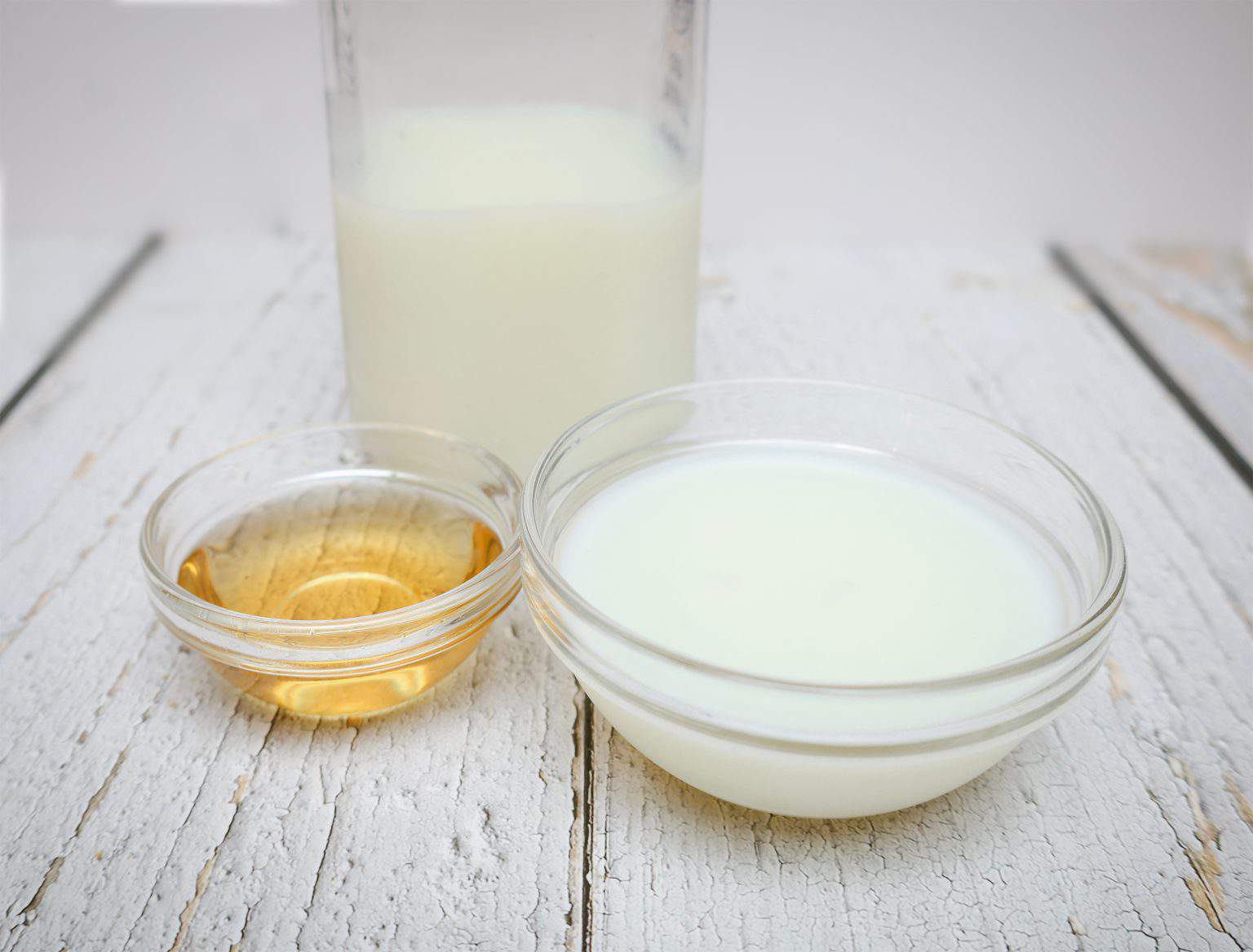 What Does Soaking Chicken In Buttermilk Do? The Soul Food Pot