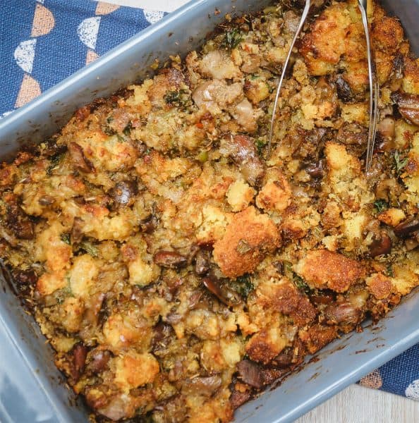 Southern Cornbread Dressing With Gizzards The Soul Food Pot