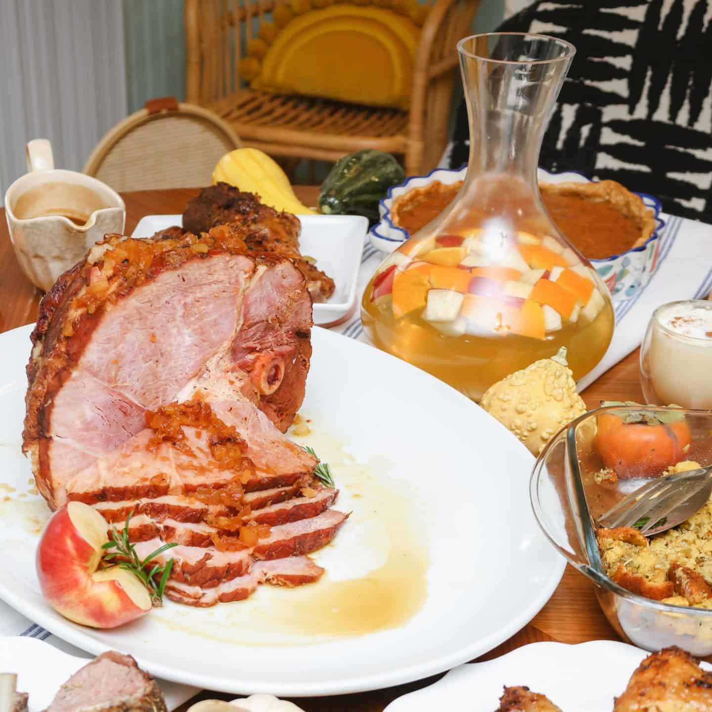 How to serve a Moscato sangria