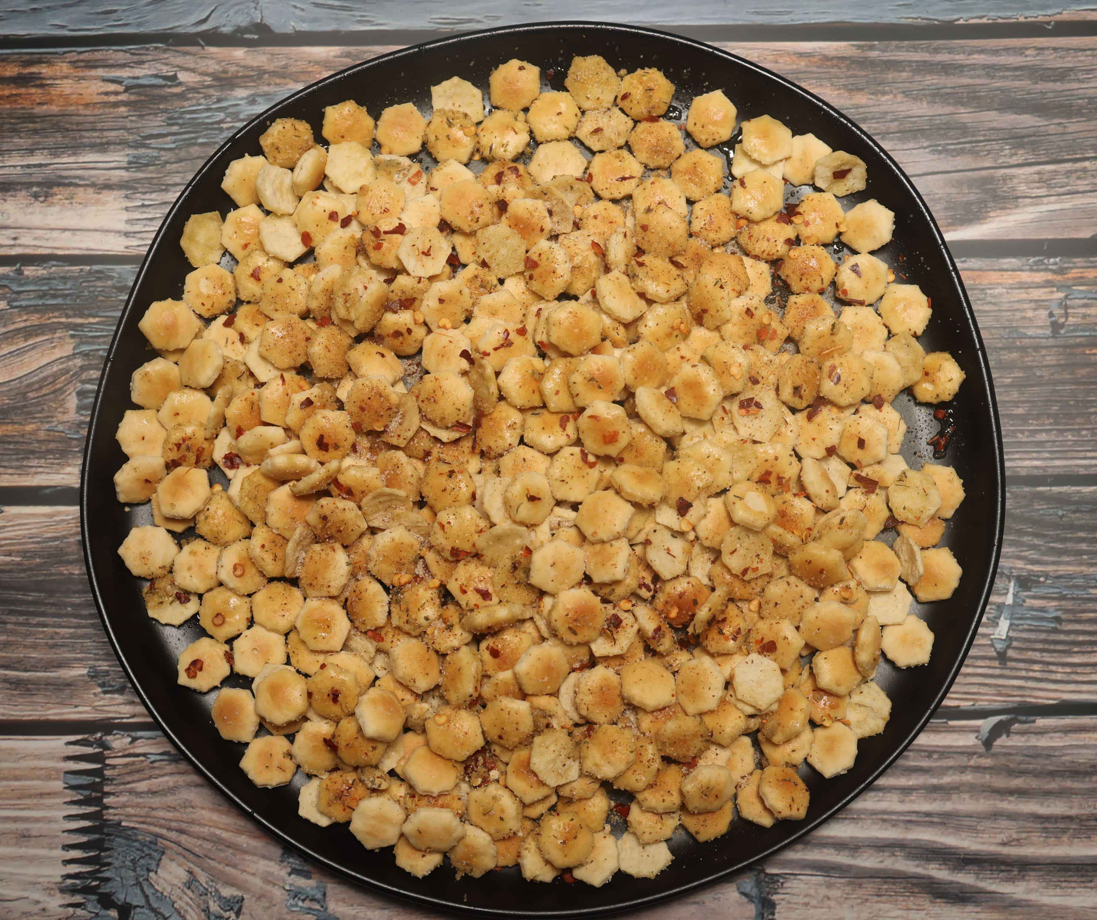 Soulful Seasoned Ranch Oyster Crackers Recipe - The Soul Food Pot