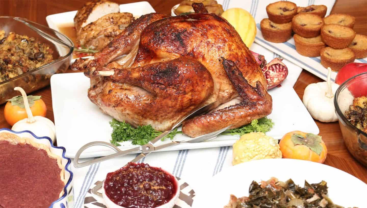 What is a soul food Thanksgiving menu?