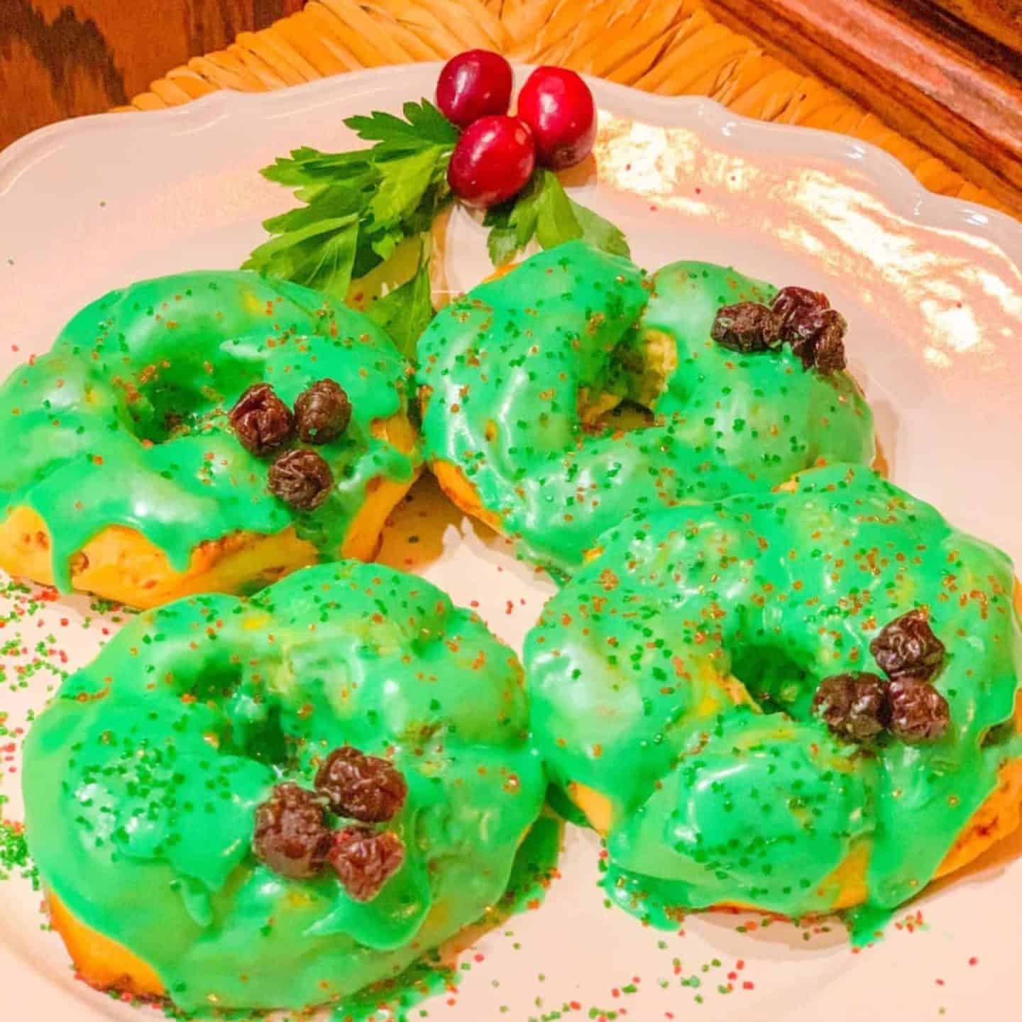 Mini Pillsbury Cinnamon Roll Christmas Wreaths