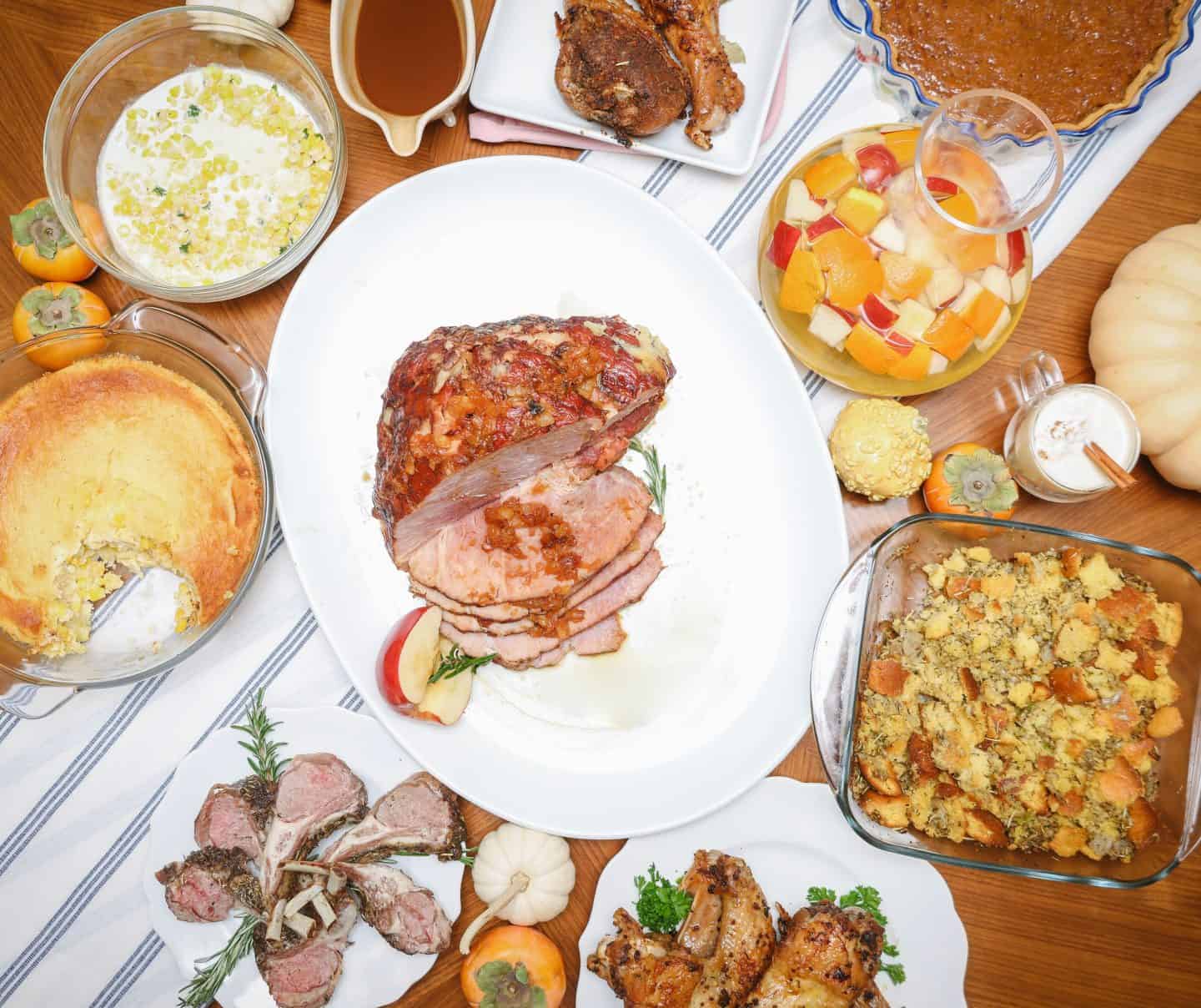 Serving pineapple glazed ham