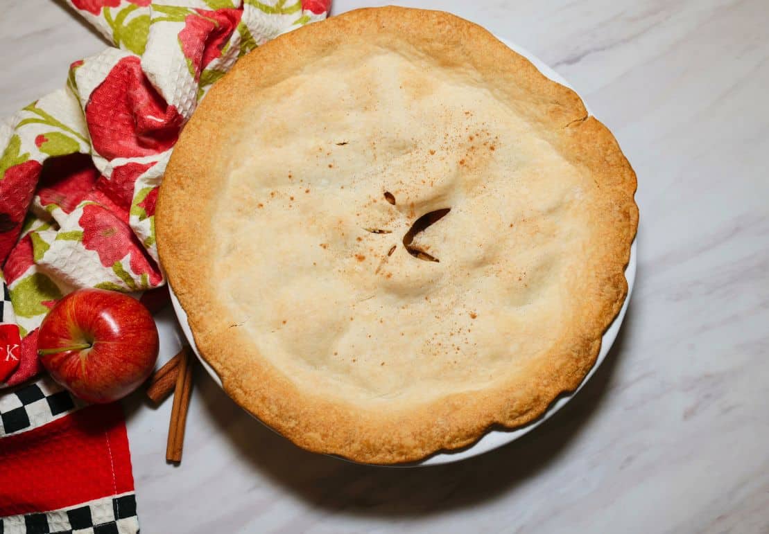 The Soul Food Pot finished whole apple pie