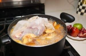 Apple cider-inspired roasting base simmering